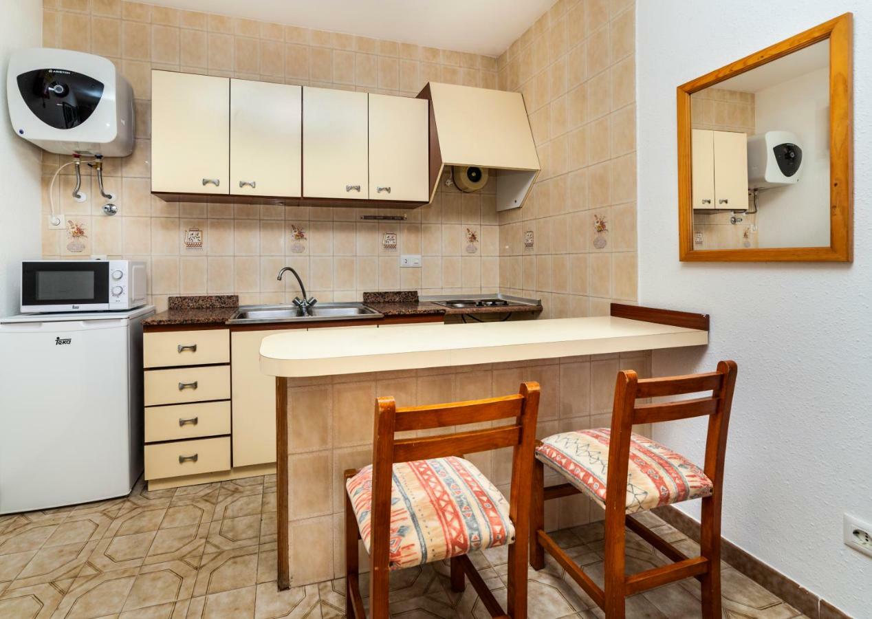 Apartamentos Charlys Can Picafort Кан-Пікафорт Екстер'єр фото