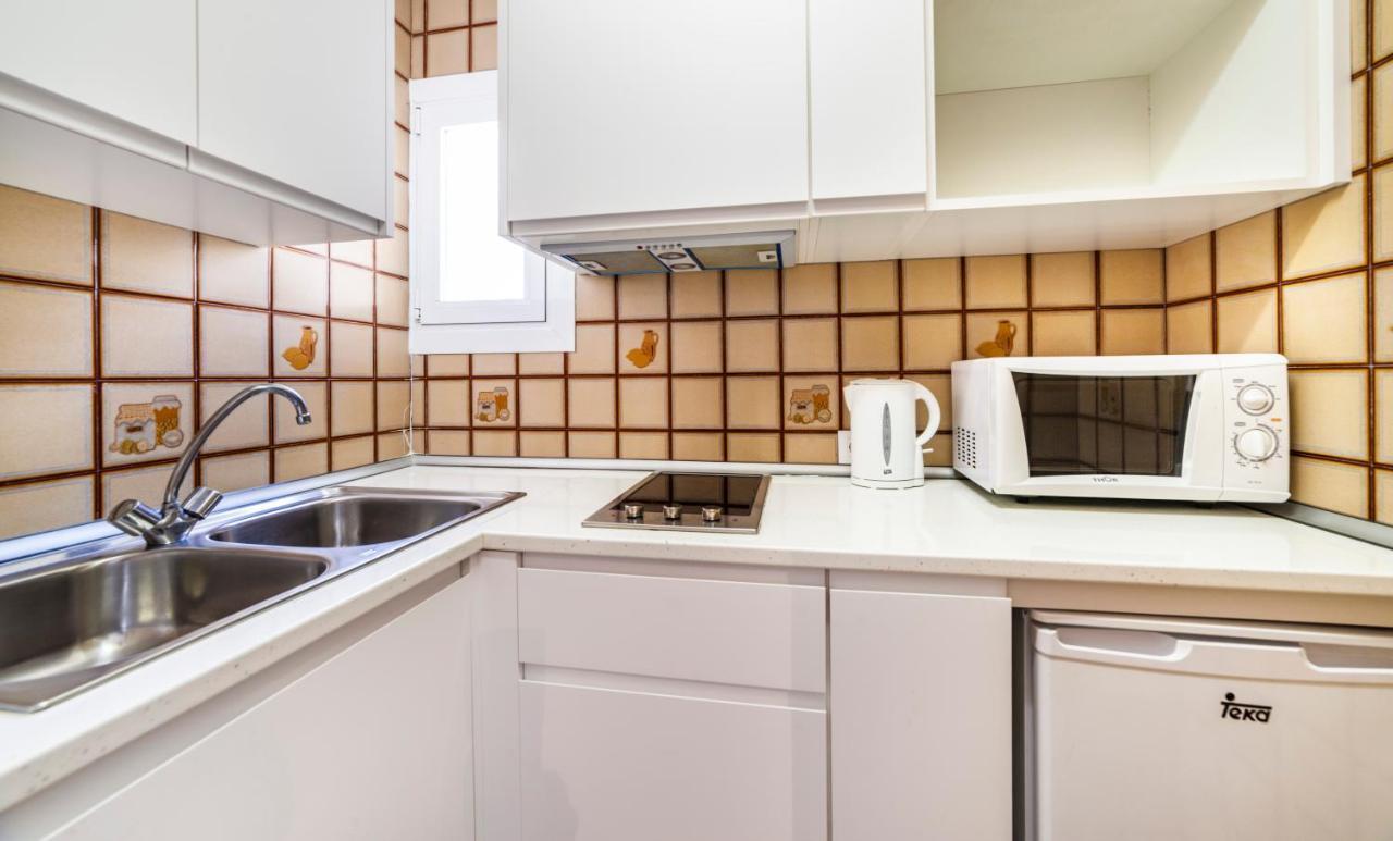 Apartamentos Charlys Can Picafort Кан-Пікафорт Екстер'єр фото